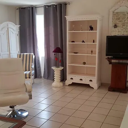 Calme Et Detente Bed & Breakfast Les Moitiers-d'Allonne
